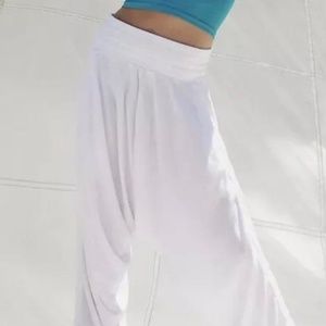 Free People by Free People Movement Harem Slouchy Elastic Waist Size XS NWT